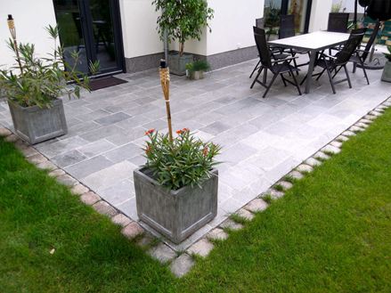 Kundenfoto: Quarzit-Platten Kavalas, gesägt und gespalten, verlegt auf Terrasse, Ansicht einer Ecke