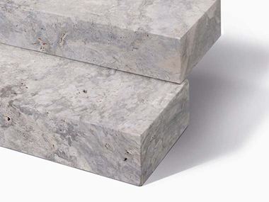 Blockstufen Travertin Silver zugeschnitten