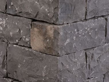 mauersteine-Takeda-anthrazit-schwarz-vietnam-basalt Galerie 2