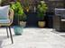 Travertinplatten Rustic auf der Terrasse mit Stuhl