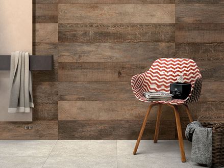 Geflieste Wand mit Feinsteinzeugfliesen Indie Nova