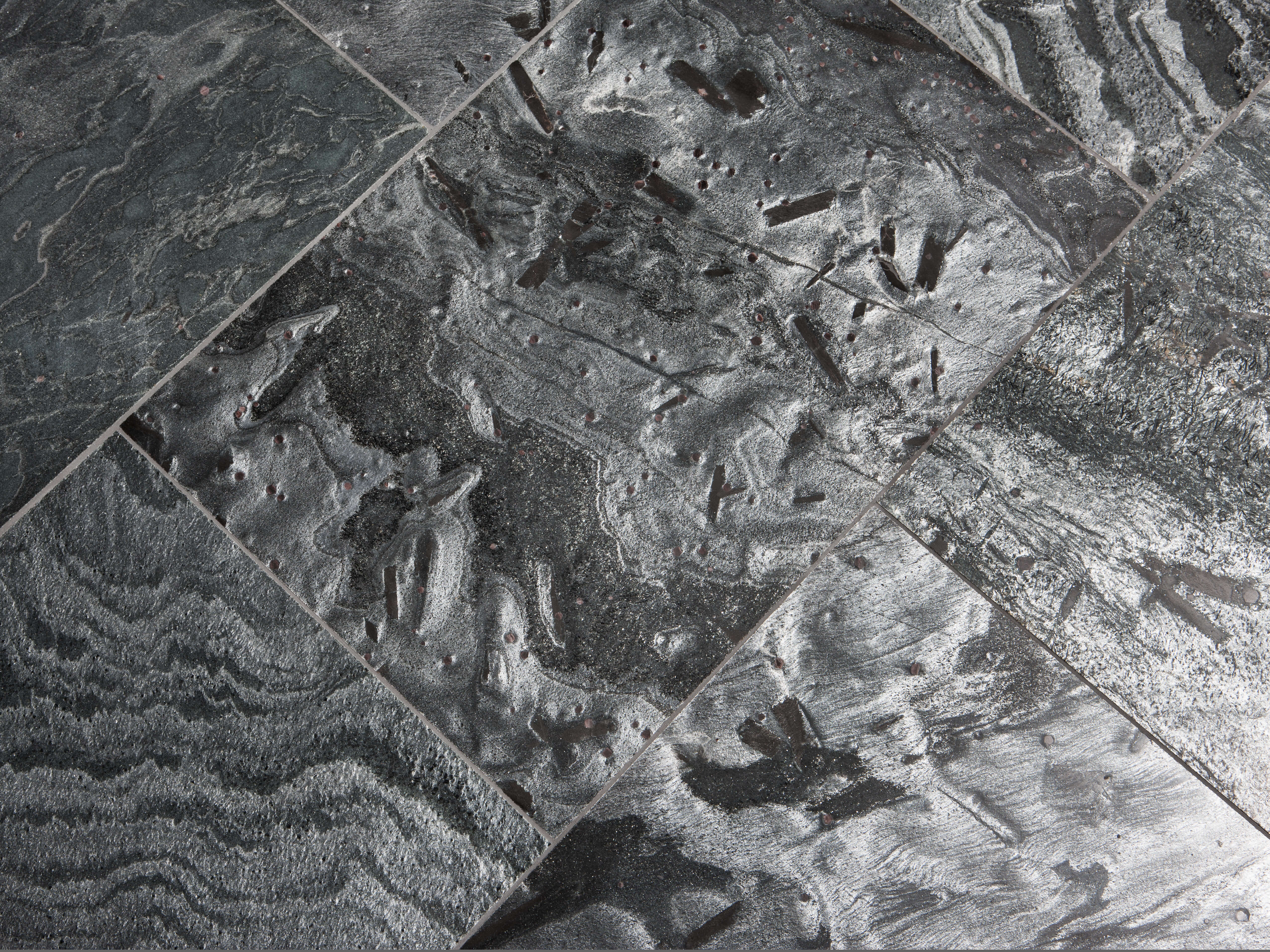 Quarzit-Fliesen Silver Grey, seitliche Aufnahme