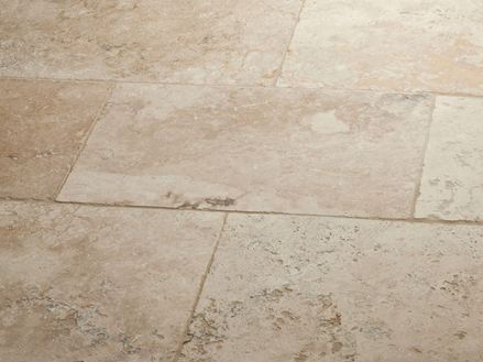 Travertin-Fliesen Rustic seitliche Aufnahme