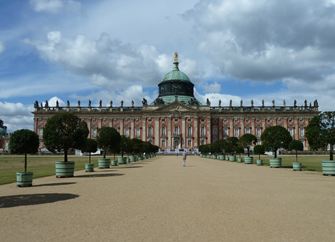 Neues Palais Potsdam Schmoee jonastone