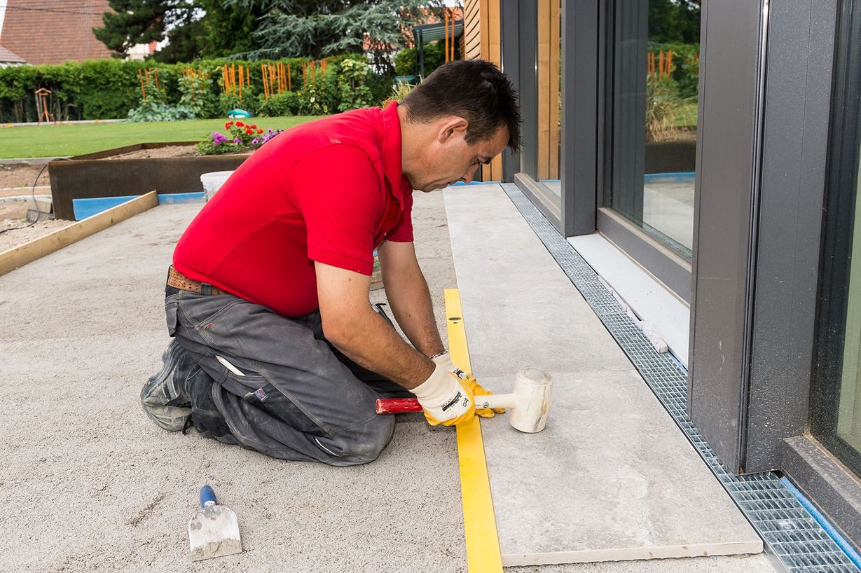 terrassenplatten feinsteinzeug einbringen einklopfen sopro
