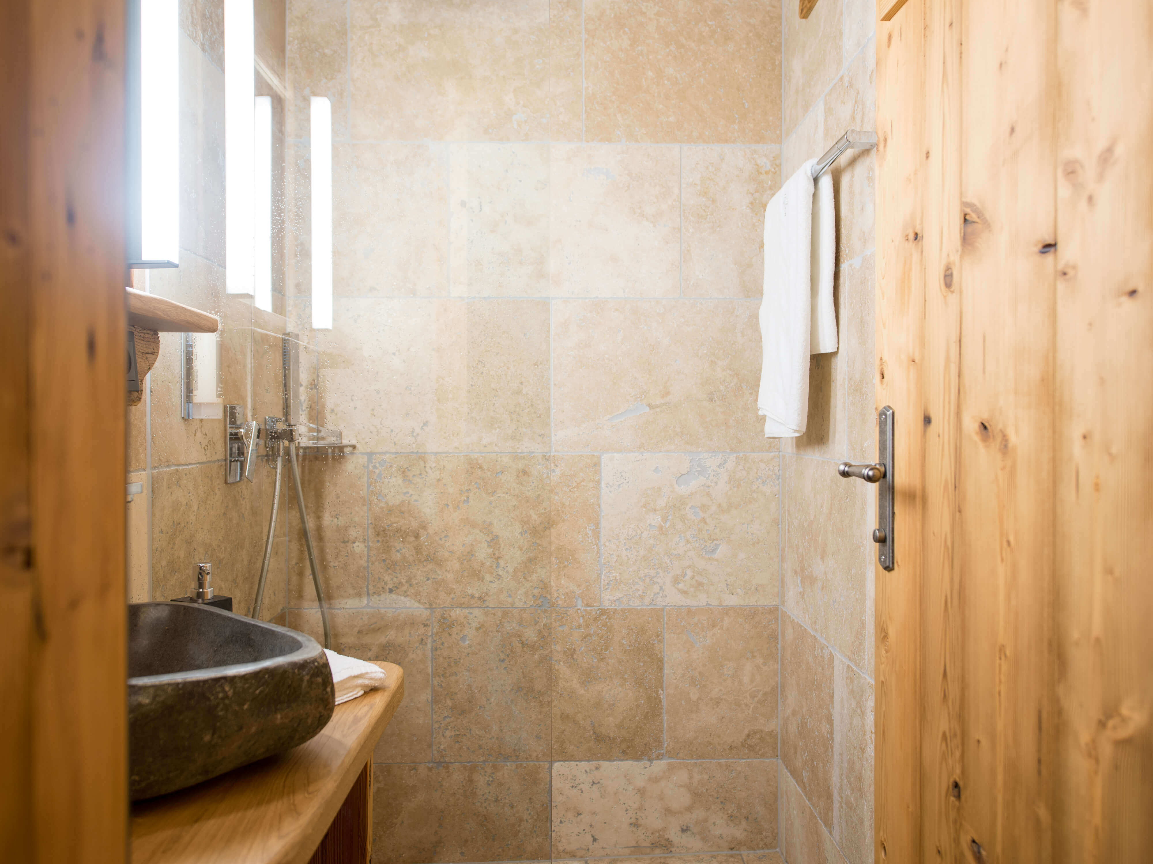 Travertinfliese Rustic Stonenaturelle Traumhafte Natursteine